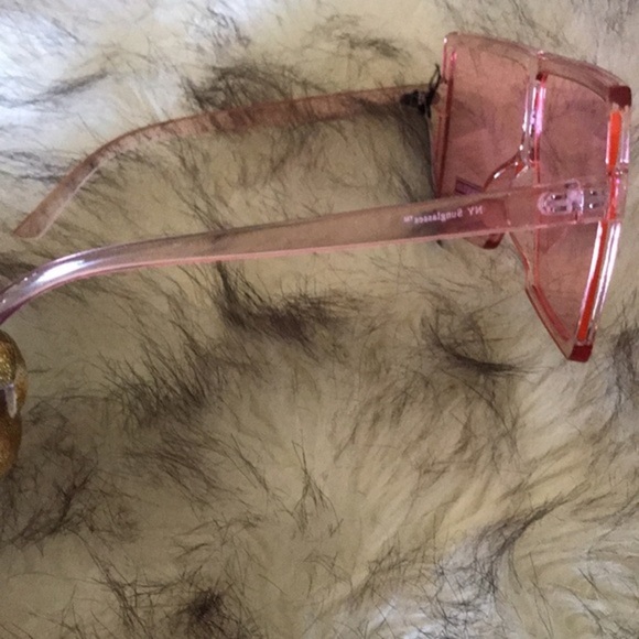 Purple Oversized Sunglasses (flat top)(reg $28).​ - Picture 15 of 15